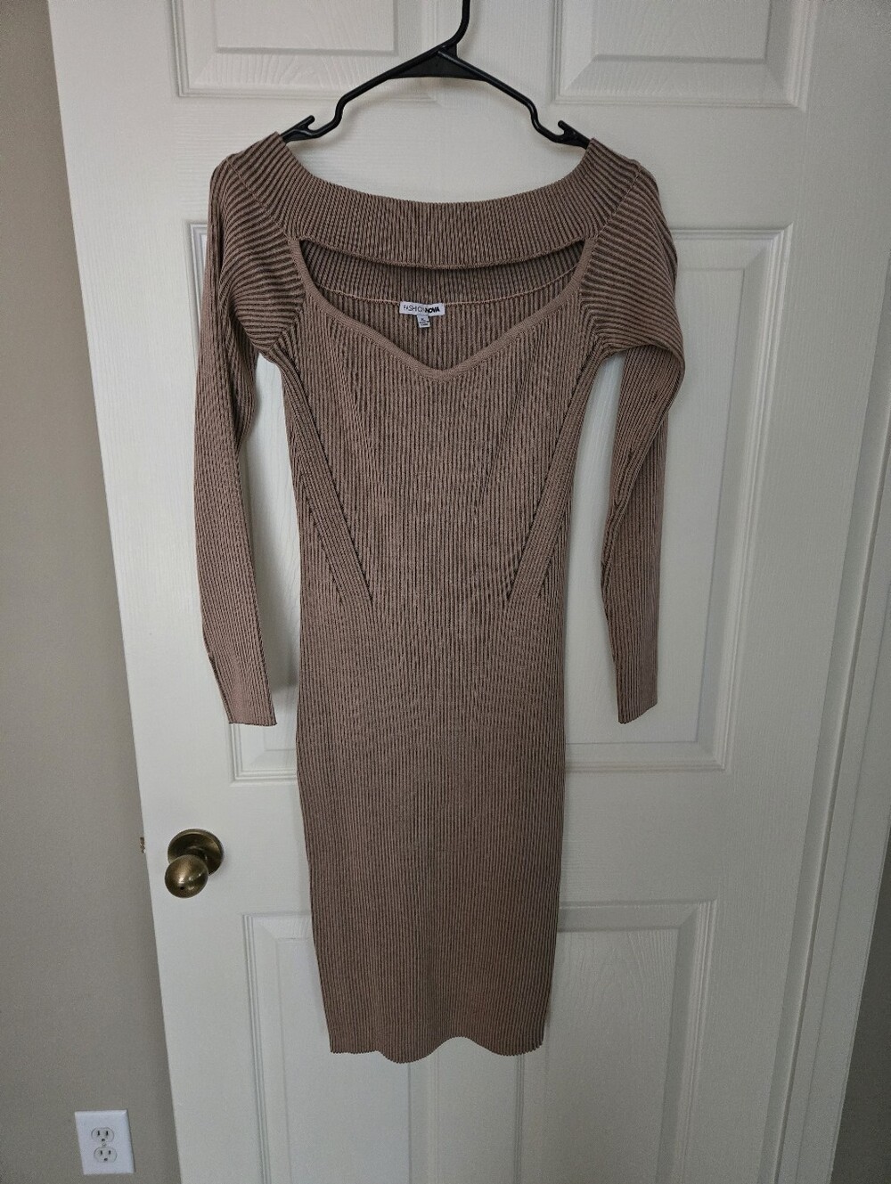 Fashion Nova Ribbed Long Sleeve Midi Dress in Taupe
